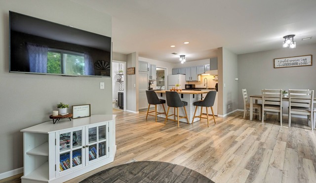 Dog-Friendly Baraboo Vacation Rental w/Yard!