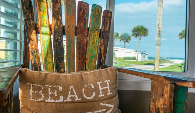 Dog-friendly bungalow steps from the beach with washer/dryer & central AC