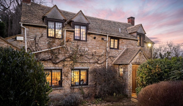 Dog Friendly Cotswold Holiday Cottage - The Forge