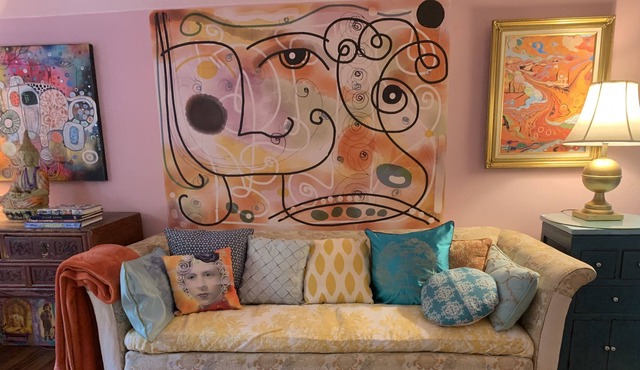 Dog friendly cottage close to everything in Charlottesville,Virginia