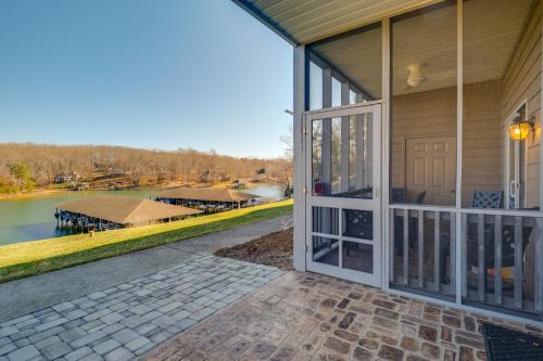 Dog-Friendly Condo on Smith Mountain Lake