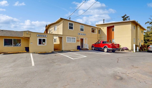 Dog Friendly Condo with Beach Access and Ocean Views from Private Balcony