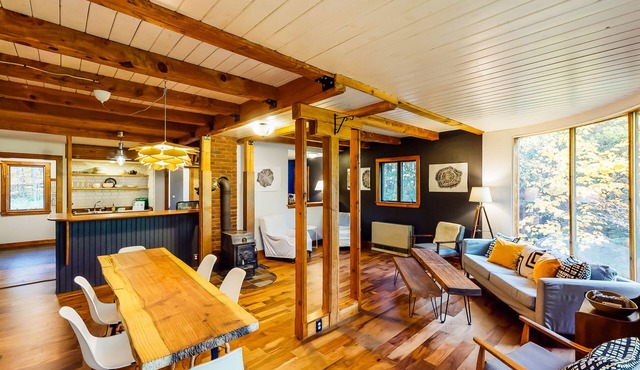 Dog-friendly cottage on acreage with nearby creek & wood stove