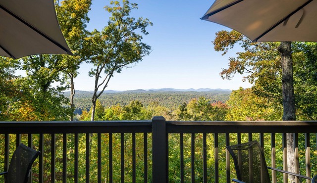 Dog-friendly countryside home with private hot tub & game room - near wineries