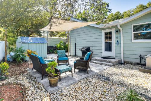 Dog-Friendly Daytona Beach Cottage with Patio!