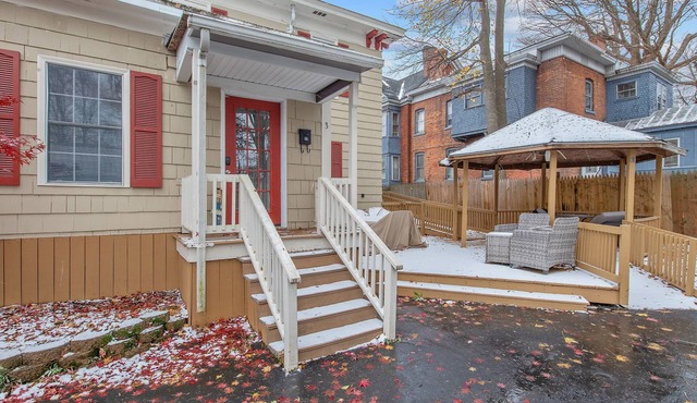 Dog-Friendly Downtown Auburn Apartment!