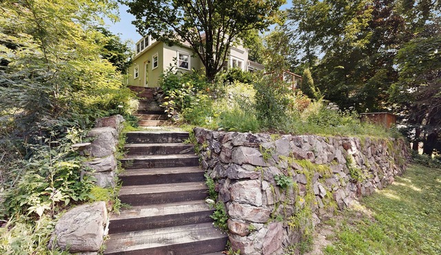 Dog-friendly downtown home with hot tub & deck