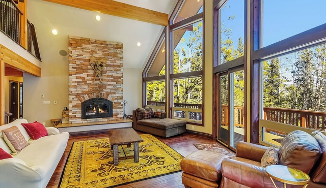 Dog-Friendly|Enormous|BBQ|Fireplace|Game Room|Wildlife|Close to Breck