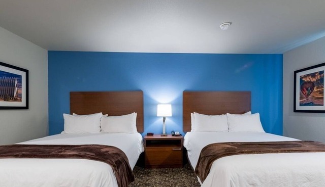 Dog-Friendly Extended Stay Room with Cooking Space for Comfort in Missoula