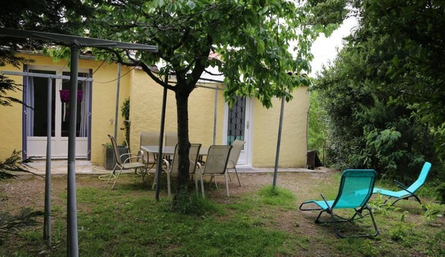 Dog-friendly gîte for 6 people, 20 minutes from Salagou