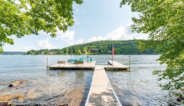 Dog Friendly Getaway Just Steps to Wisp & Fun