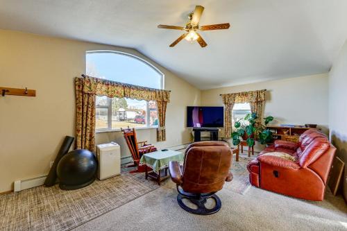 Dog Friendly! Helena Valley Home with Mtn Views