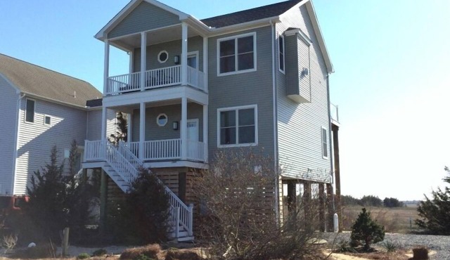 Dog friendly home in Broadkill Beach. 2809 S Bayshore