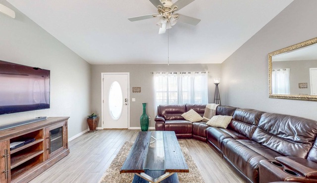 Dog-Friendly Home - Recent Renovations