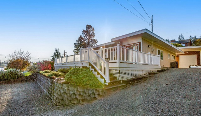 Dog-friendly home with views, great outdoor space, & washer/dryer - near beach