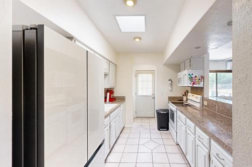 Dog-Friendly Home w/Fenced Yard in Sierra Vista!