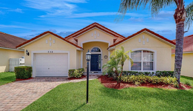 Dog-friendly home with private pool, central AC, W/D & grill