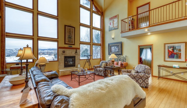 Dog-friendly home with mountain views, pool & private hot tub