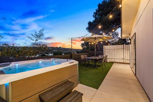 Dog-Friendly House with Hot Tub, AC, Game Room