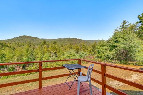Dog-Friendly Lake George Home 3 Mi to Beach!