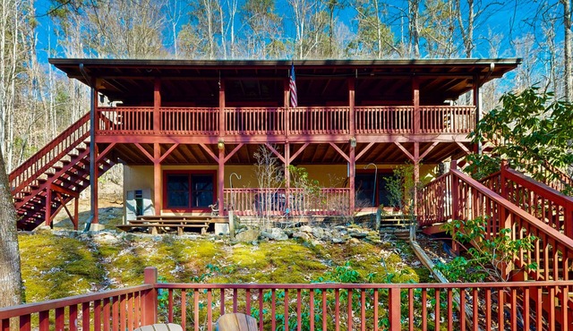 Dog-friendly Log Cabin w/Private Deck, Firepit, Foosball