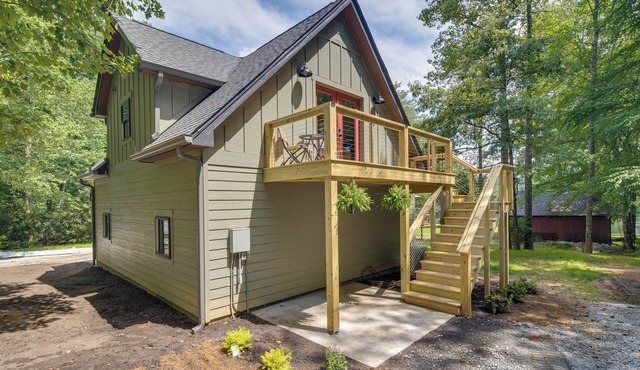 Dog-Friendly Mills River Retreat Near Hiking!