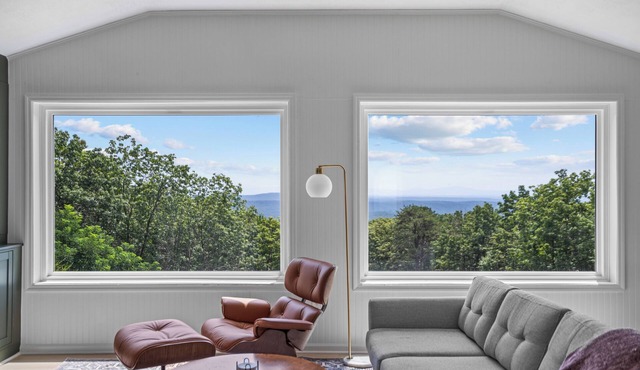 Dog Friendly Mountain Retreat with Stunning Views