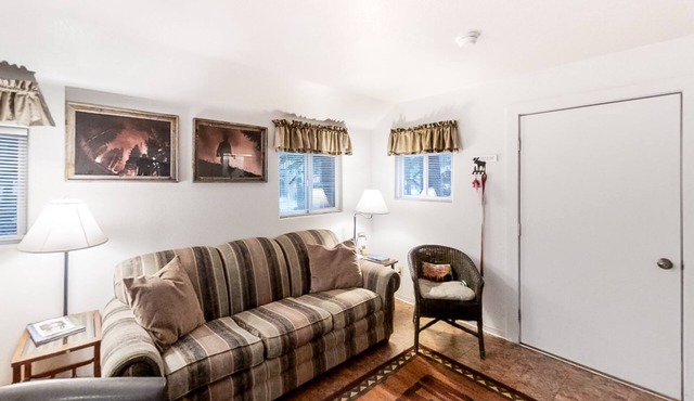 Dog-friendly mountain-view cabin in walkable locale with deck & grill