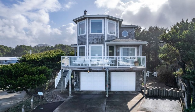 Dog-Friendly Newport Ocean View Bluff Retreat w/Rec Room, Walk to Beach!