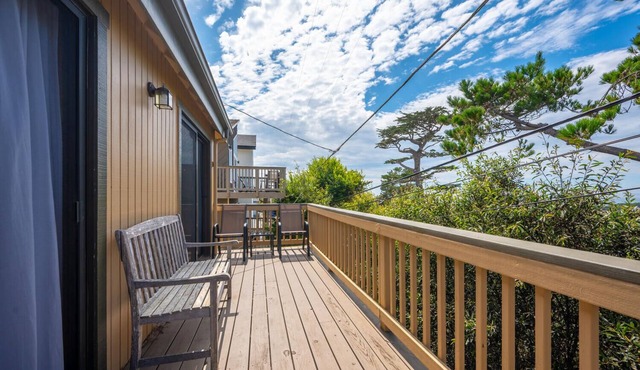 Dog Friendly, Park Hill Rental w/Ocean Views!