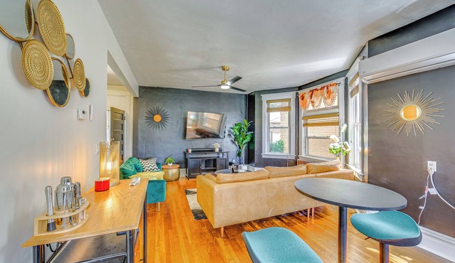 Dog-friendly Pittsburgh Home, 3 Mi to Downtown!