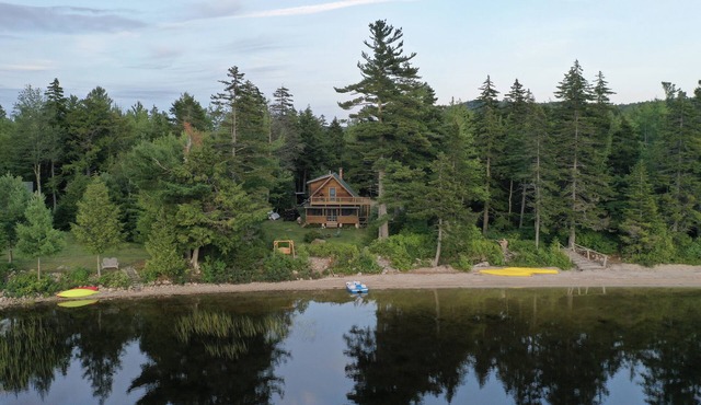 Dog-Friendly Pond Retreat- Hike, Swim Relax, Repeat!