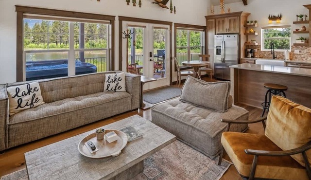 Dog Friendly | Private Hot Tub | Waterfront