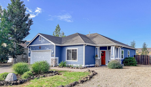 Dog-Friendly Ranch-Style Home with Hammock & Fire Pit in a Cozy Backyard