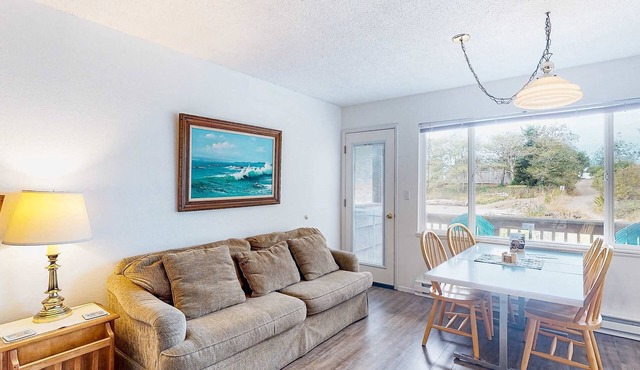 Dog friendly riverfront suite at oceanfront Proposal Rock Inn steps to beach