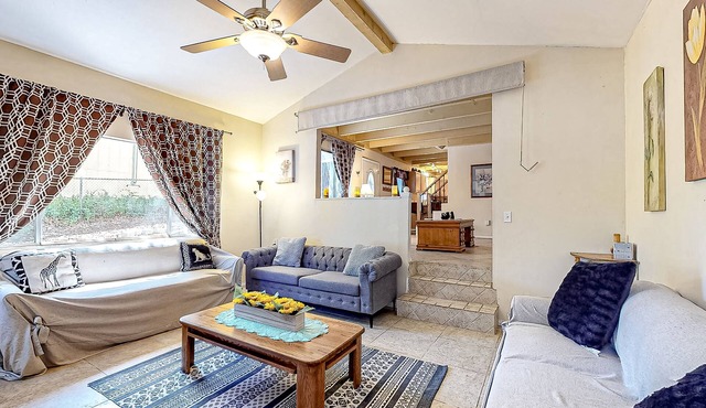 Dog-friendly rural home with deck, wood fireplace, fast WiFi, patio & gas grill