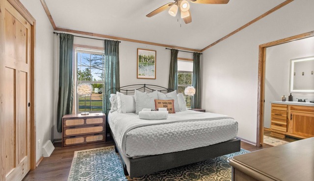Dog Friendly Sand Valley Lake Camelot