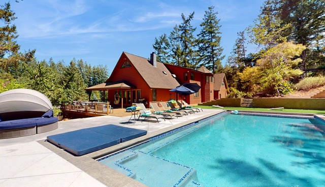 Dog-Friendly Sebastopol Retreat with Private Pool, Spa & Game Room