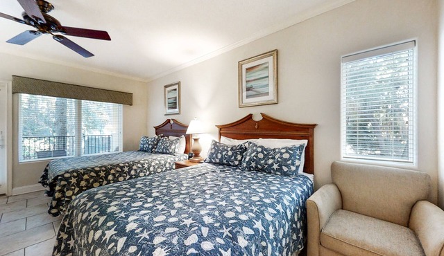 Dog-Friendly Tennis Villas Condo With Prime Location + Shared Pool, Free WiFi