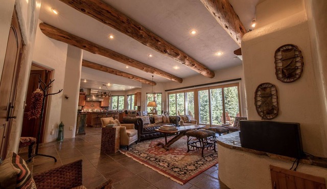 Dog Friendly- The Retreat at Cochetopa