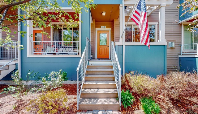 Dog-friendly townhome near year-round recreation with pool, hot tub, balcony, AC