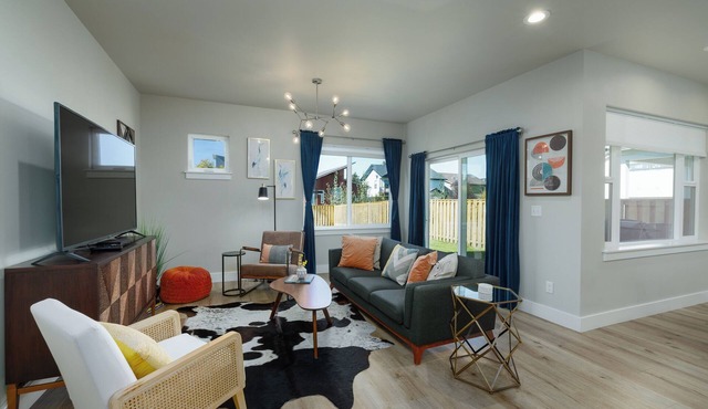 Dog Friendly Townhouse, minutes to MSU & Downtown Bozeman! Welcome Home!