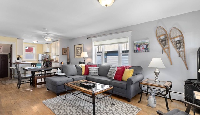 Dog Friendly with Hot Tub - Alpine Adventure