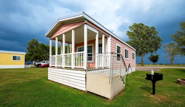 Dogs Welcome! Cottage in Amenity-Filled Currituck NC Campground (J02)