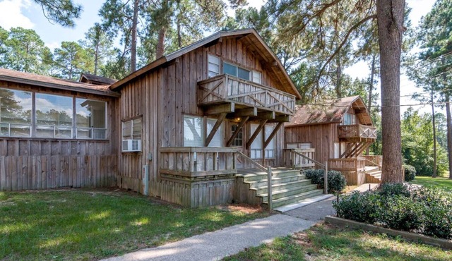 Dogwood Cabin at Tall Timbers Retreat