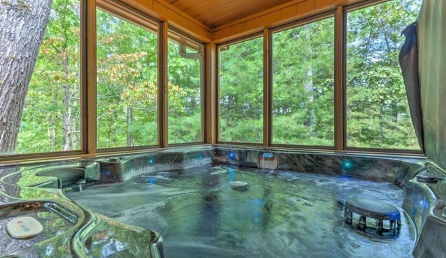 Dogwood | Free Night Offer!