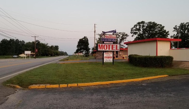 Dogwood Motel