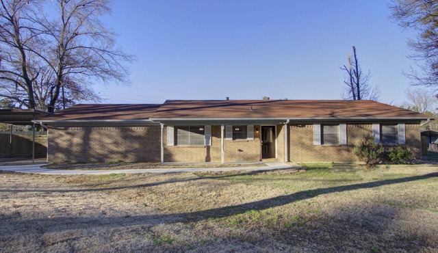 Dogwood Retreat in Texarkana