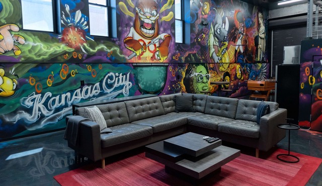 Dojo on Oak - 2700 sq foot custom luxury space