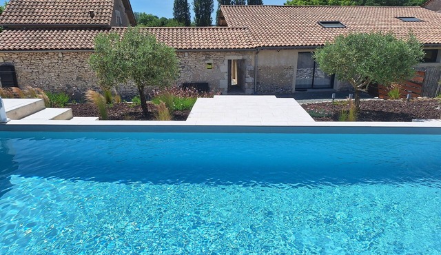 Dolce Vitae Gîtes – Privézwembad, spa en biljart